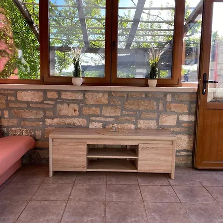 Family Friendly House With A Swimming Pool Krmed, Istria - Sredisnja Istra - 23175 Vakantiehuis Bale