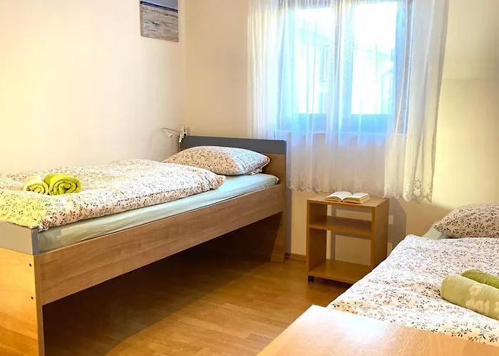 Vakantiehuis Family Friendly House With A Swimming Pool Krmed, Istria - Sredisnja Istra - 23175